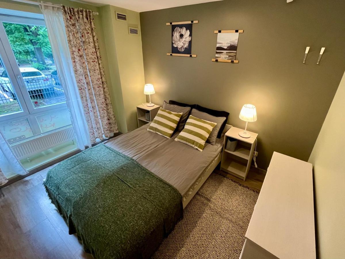 Cozy Vibes Like Home It Is Quiet Apartment With Three Bedrooms 里加 外观 照片